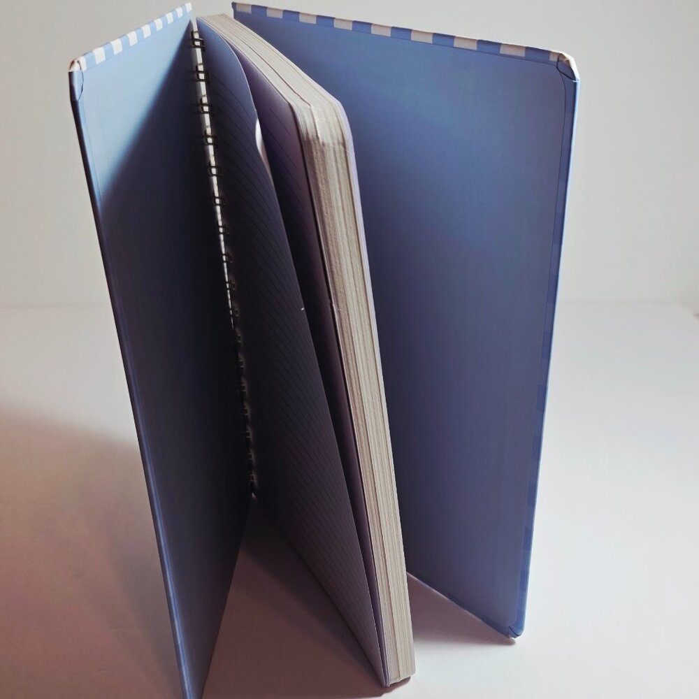 Journal - Mary Square “Overcomer” Spiral Notebook 7” x 9” – New - Picture 4 of 5